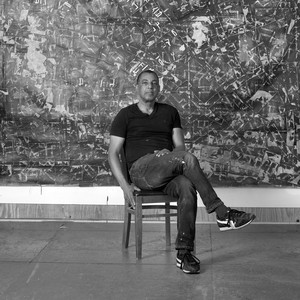 A portrait of Rick Lowe