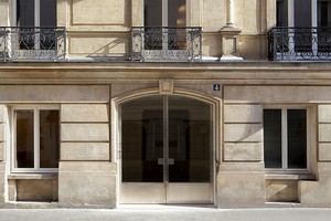 A photograph of the outside of the Gagosian location rue de Ponthieu, Paris