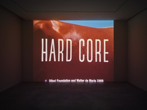 Installation view with Walter De Maria, Hard Core (1969). Artwork © 2025 Estate of Walter De Maria. Photo: Thomas Lannes