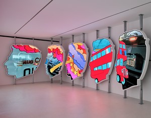 Alex Israel, REMEMBR, 2023. Seven-channel interactive video installation, including custom screens, app, and artificial intelligence, overall dimensions variable Installation view, Gagosian, London, June 6–July 13, 2024 © Alex Israel. Photo: Prudence Cuming Associates Ltd