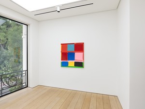 Installation view with Stanley Whitney, Stay Song 141 (2025). Artwork © Stanley Whitney. Photo: Stathis Mamalakis