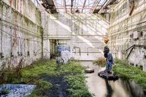 Tatiana Trouvé, The Residents, 2021. Installation view, Orford Ness, Suffolk, England, commissioned and produced by Artangel, presented by Artangel in partnership with the National Trust © Tatiana Trouvé. Photo: Francesco Russo