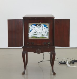 Nam June Paik, Untitled (RCA Victor), 1996. Single-channel video with 22-inch monitor, 43 ½ × 37 ½ × 35 inches (110.5 × 95.3 × 88.9 cm) © Nam June Paik Estate. Photo: Rob McKeever
